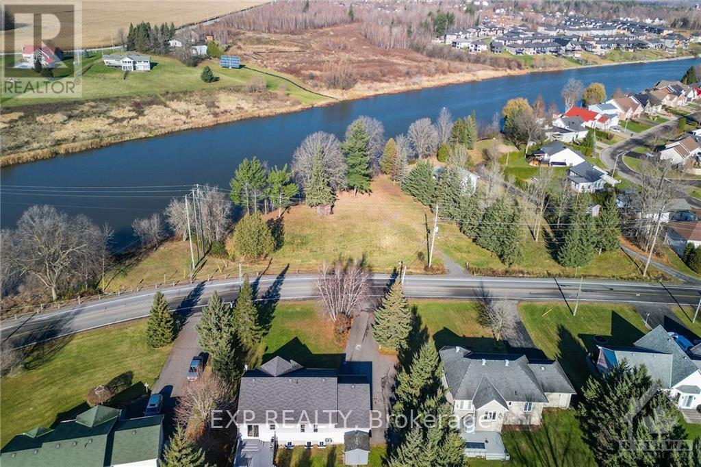 880 St Isidore Road Property Photo 9