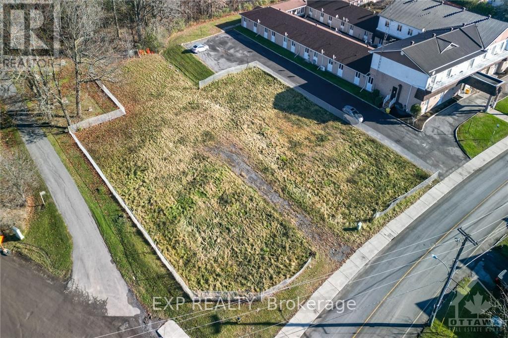 804-806 Principale Street Property Photo 2