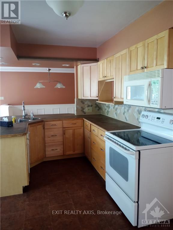 13 Bayview Crescent Property Photo 7