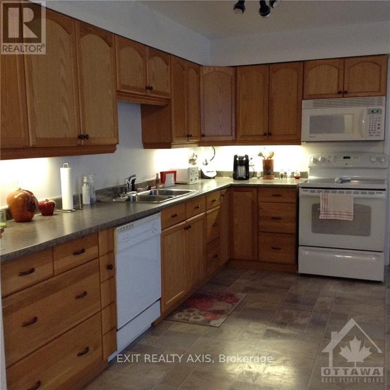 13 Bayview Crescent Property Photo 20