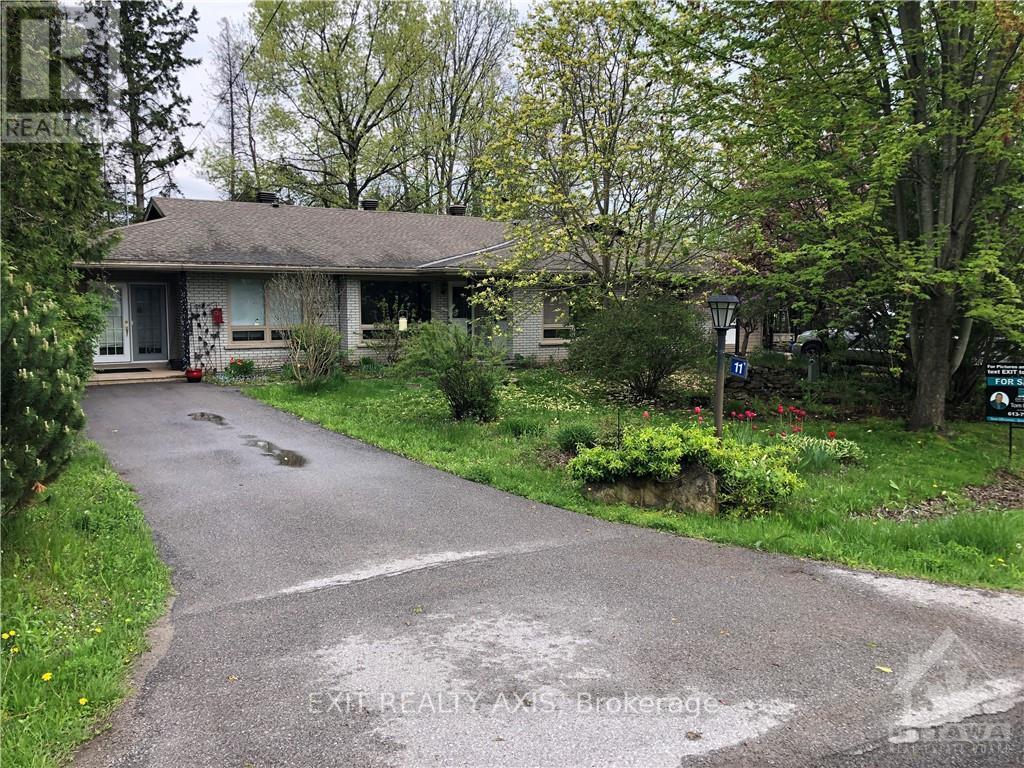 13 Bayview Crescent Property Photo 26