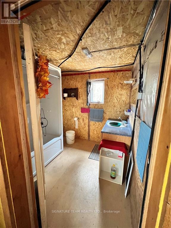 455 Passaw Road Property Photo 10
