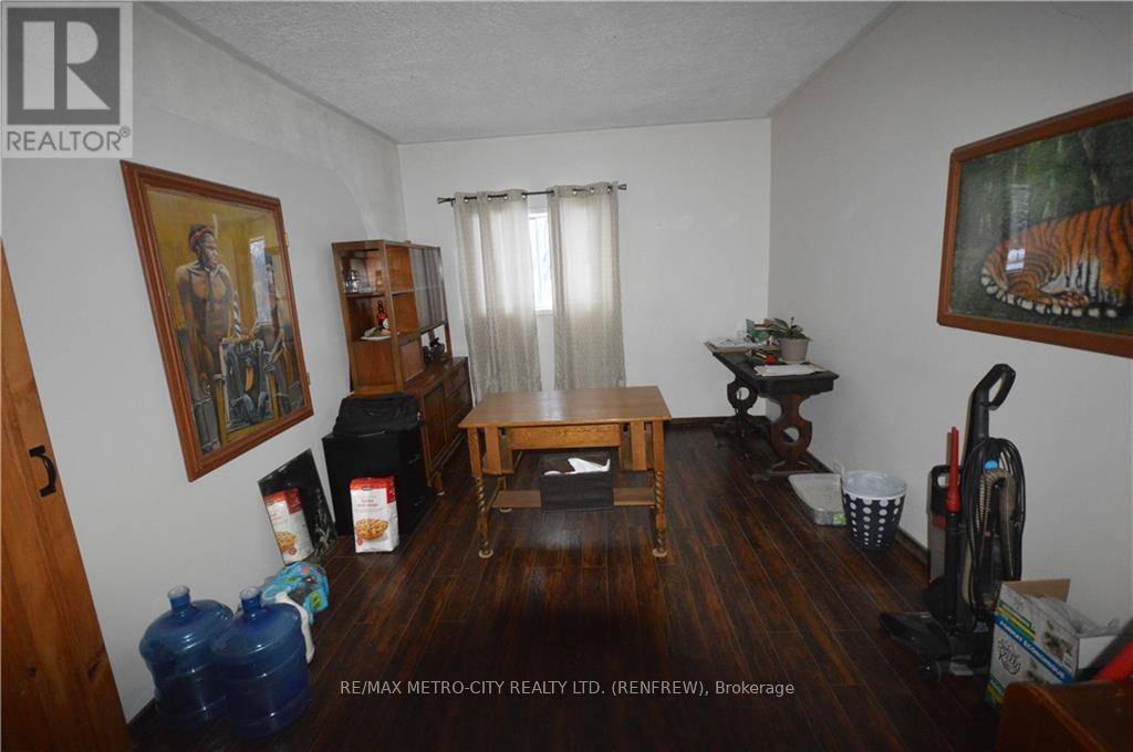 2879 Lake Dore Road Property Photo 12