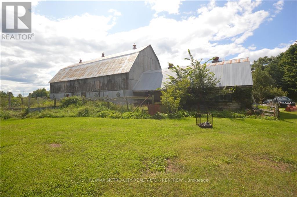 2879 Lake Dore Road Property Photo 22