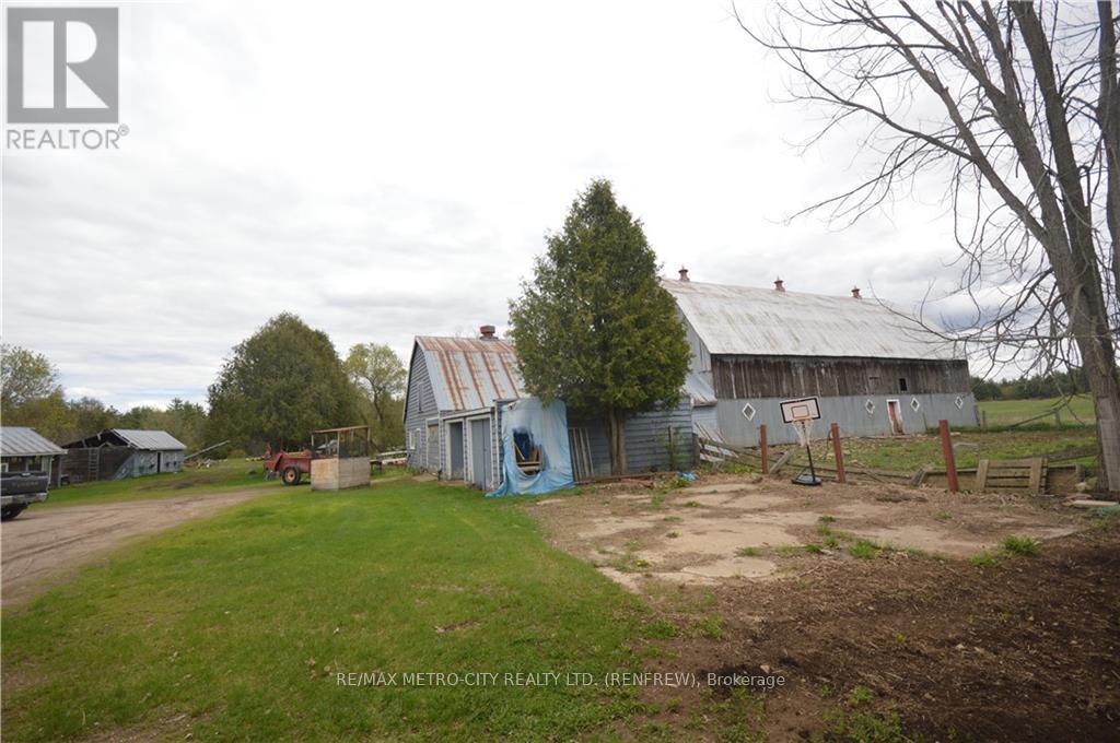 2879 Lake Dore Road Property Photo 23