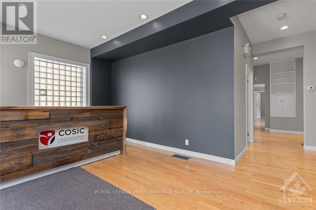 304 Division Street Property Photo 5