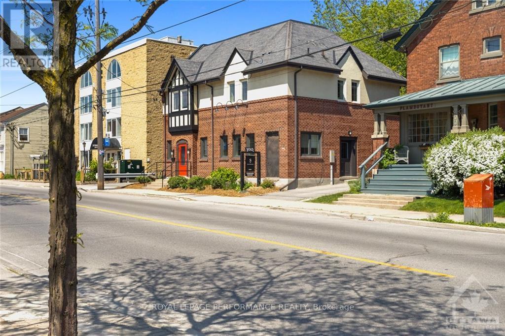 304 Division Street Property Photo 12