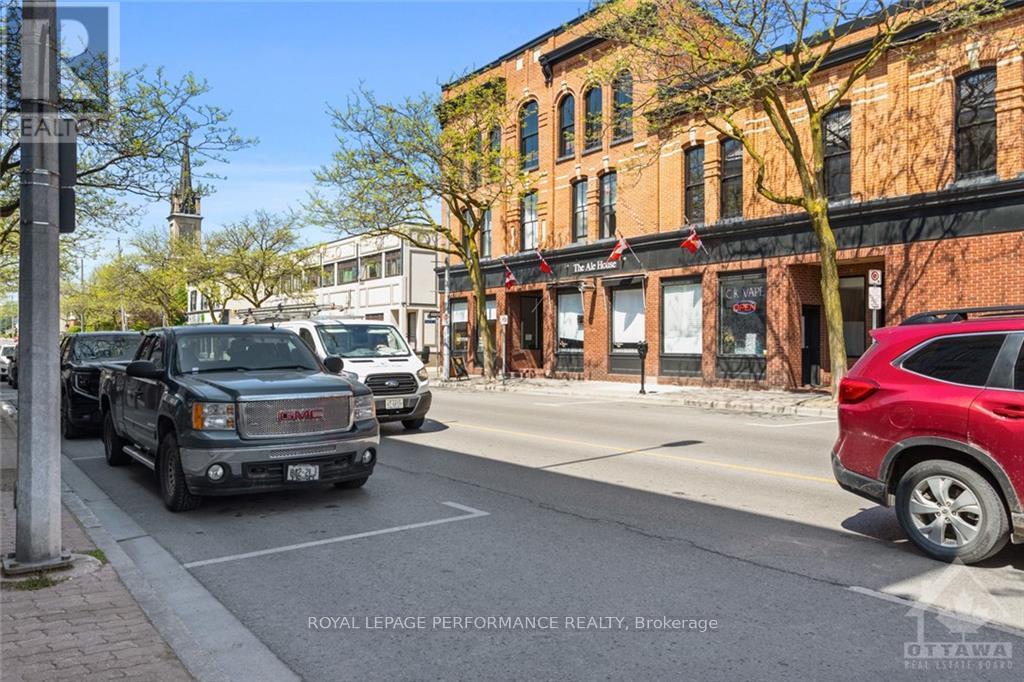 304 Division Street Property Photo 13