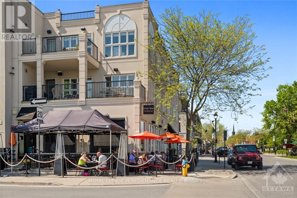 304 Division Street Property Photo 17