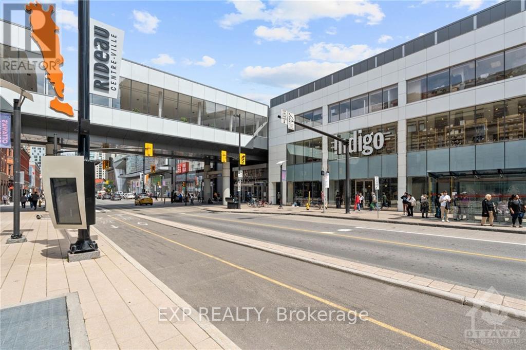 200 - 45 Rideau Street Property Photo 18