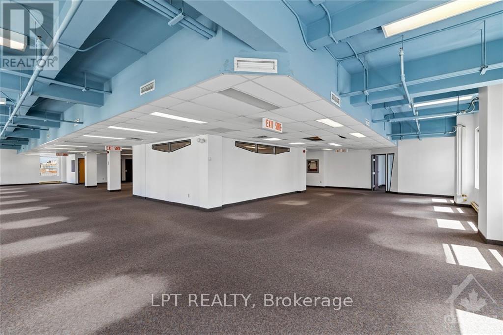 500 - 45 Rideau Street Property Photo 22