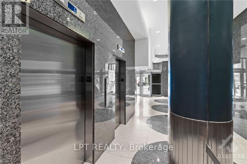 600 - 45 Rideau Street Property Photo 12