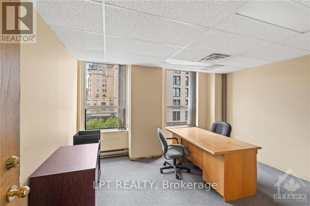 402 - 45 Rideau Street Property Photo 15