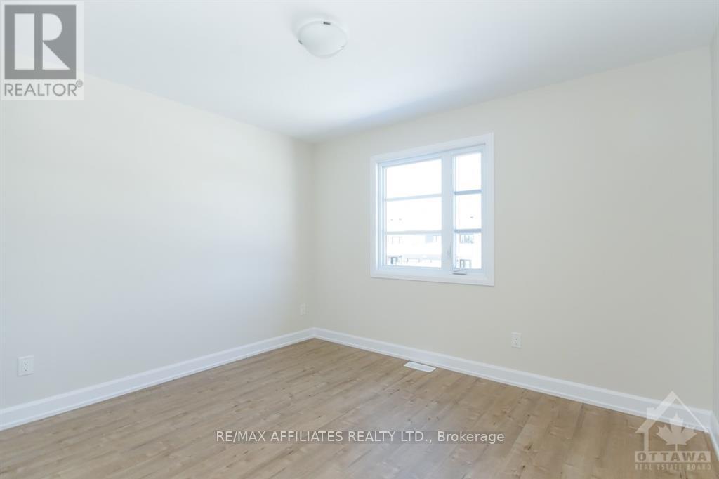 444 Aurora Street Property Photo 15