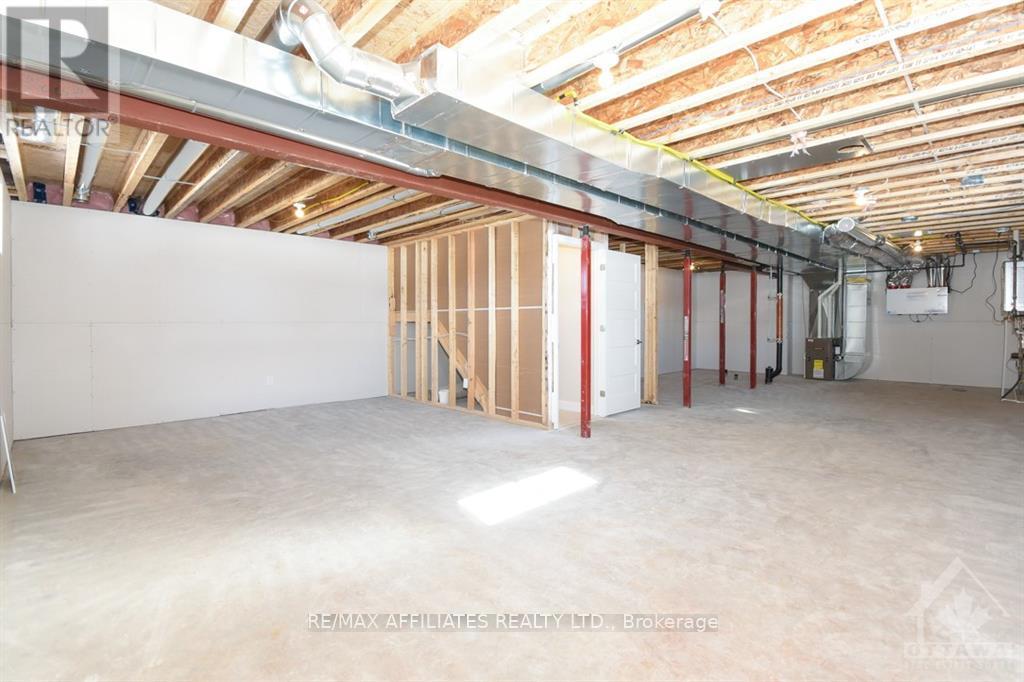 444 Aurora Street Property Photo 20