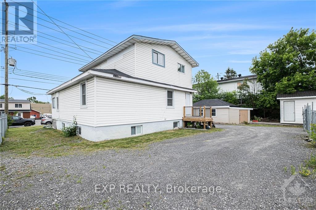 1368 Labrie Avenue Property Photo 8