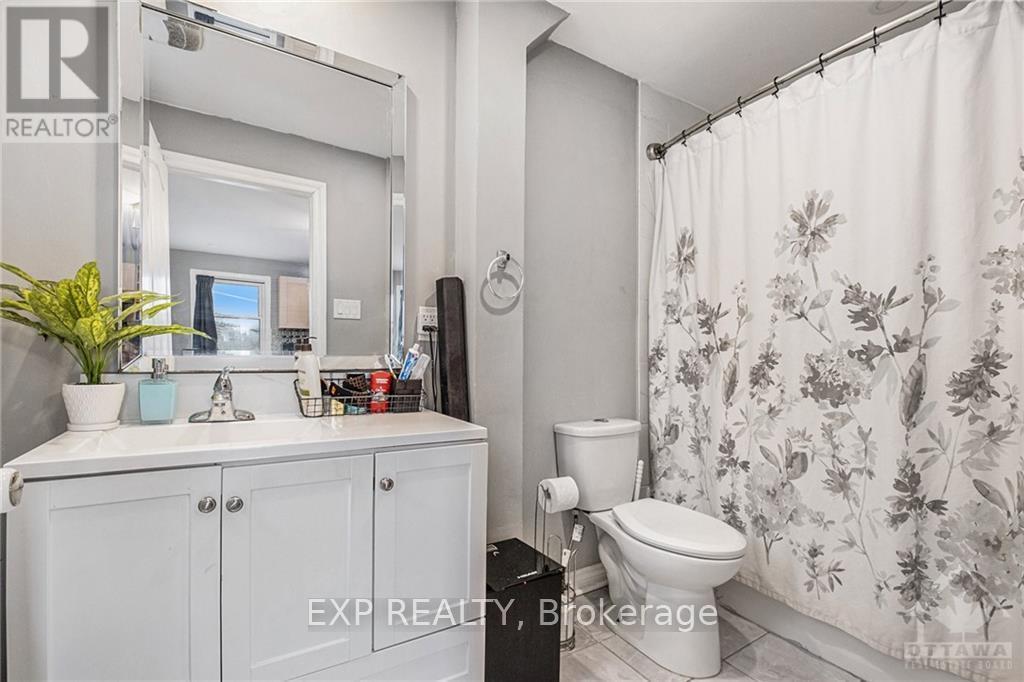 1368 Labrie Avenue Property Photo 22