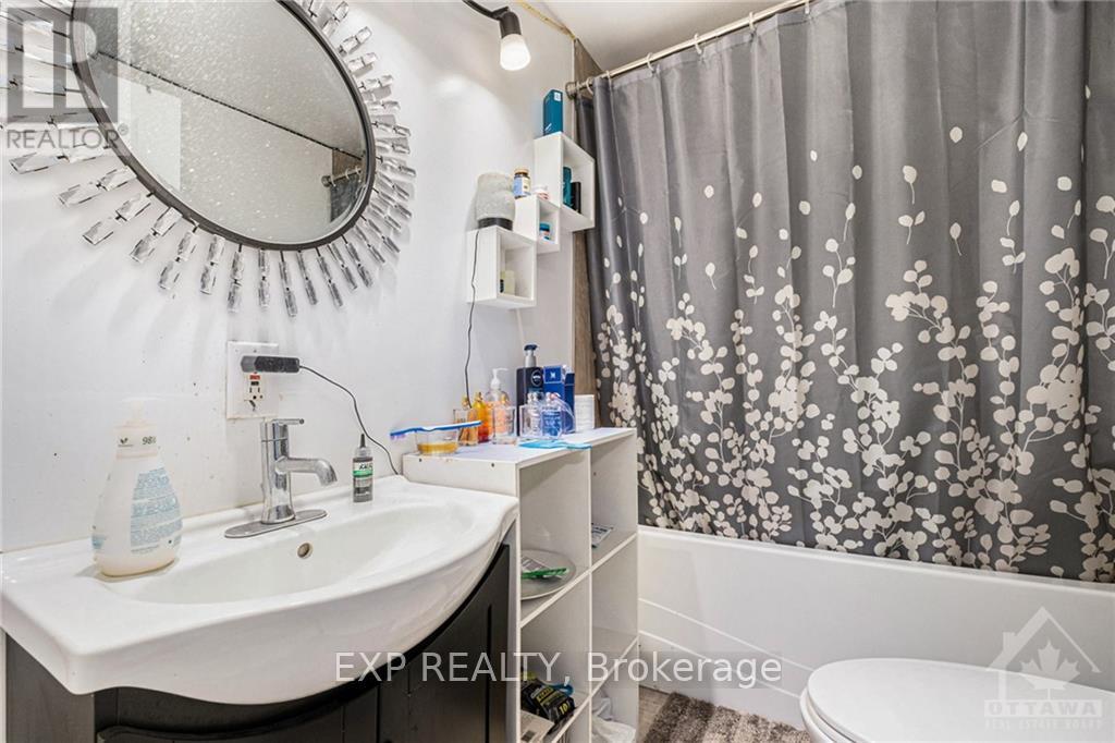 1368 Labrie Avenue Property Photo 29