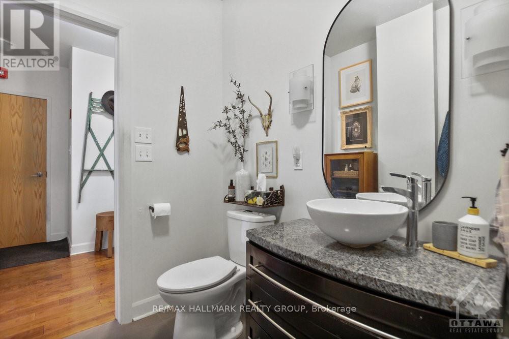 206 - 65 Mill Street Property Photo 25