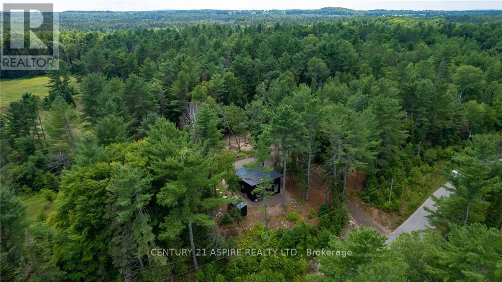 355 Greenway Drive Property Photo 3