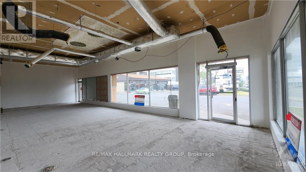 2 - 1717 Bank Street Property Photo 3