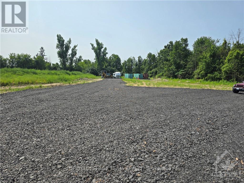 6574 Rideau Valley Drive N Property Photo 2