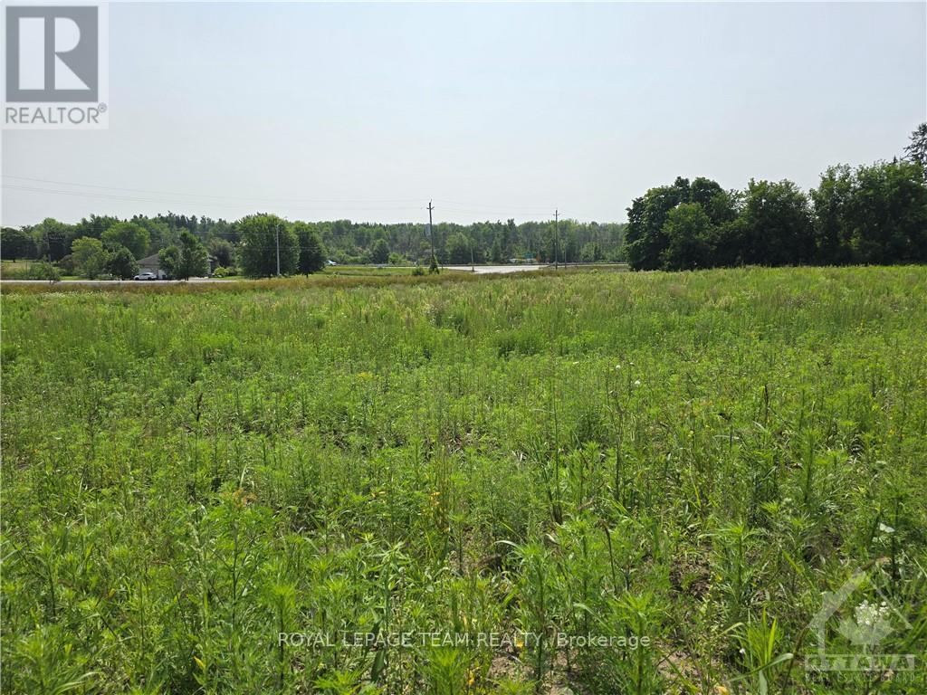 6574 Rideau Valley Drive N Property Photo 5