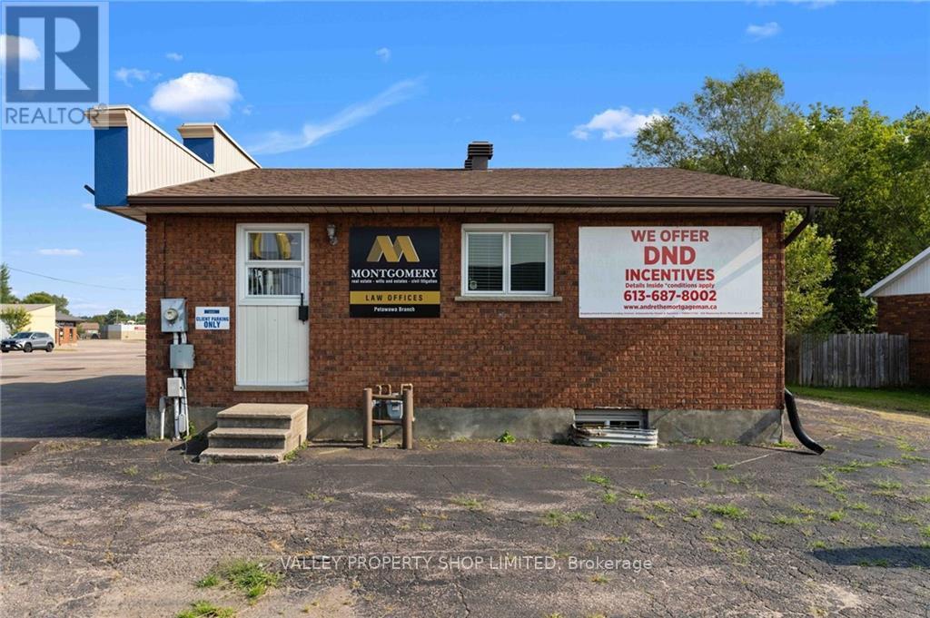 3436 Petawawa Boulevard Property Photo 27