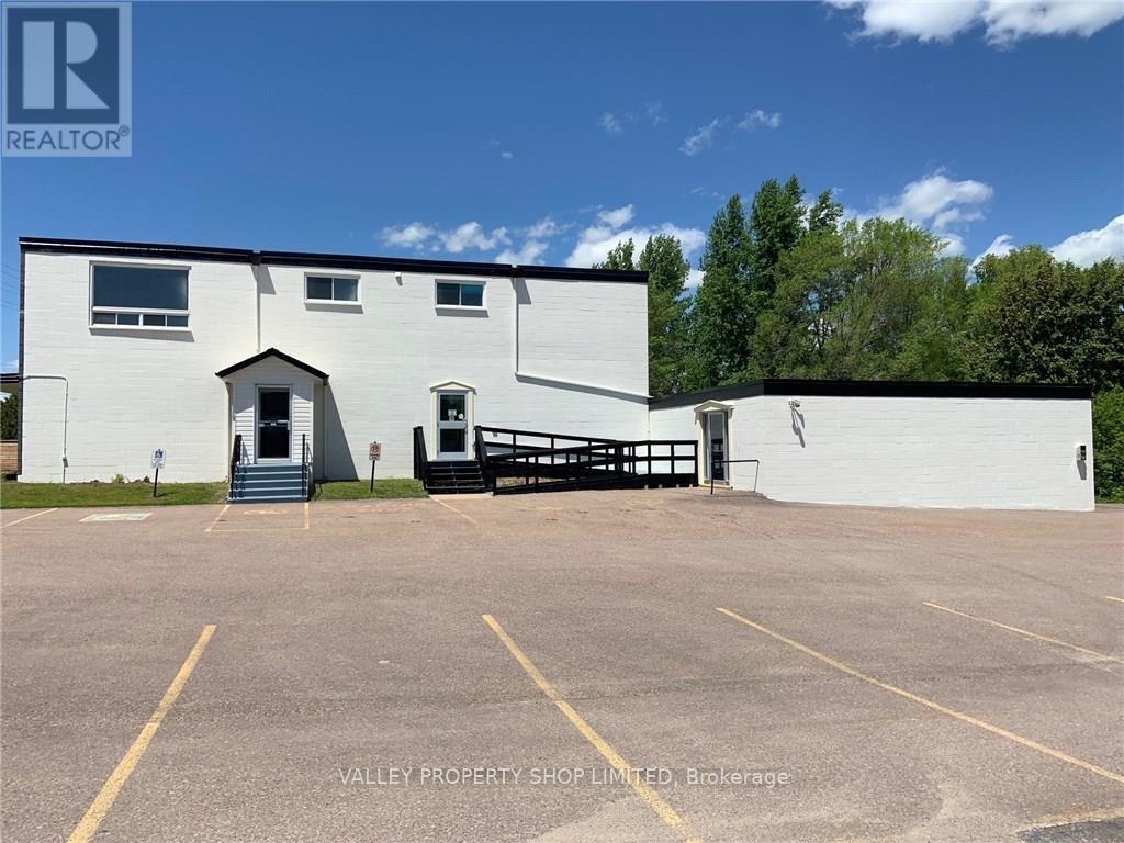 1217 Pembroke Street Property Photo 4