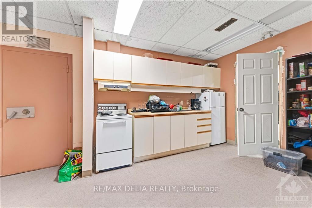 3779 Champlain Street Property Photo 10