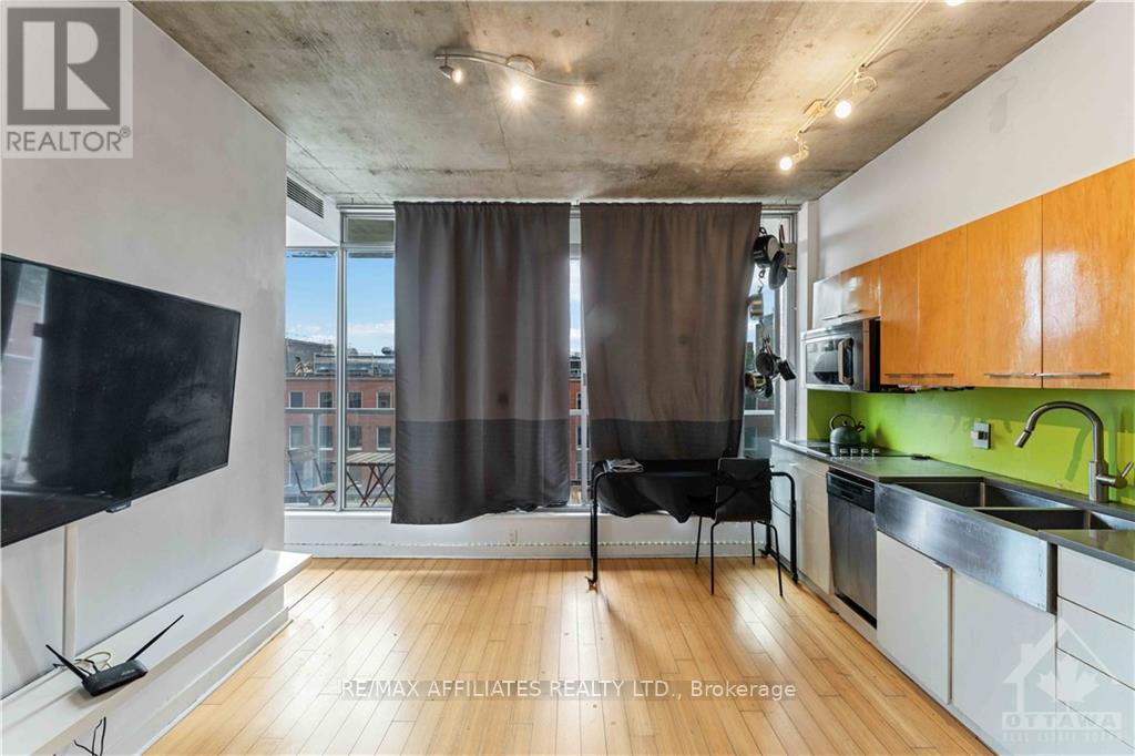 505 - 383 Cumberland Street Property Photo 8