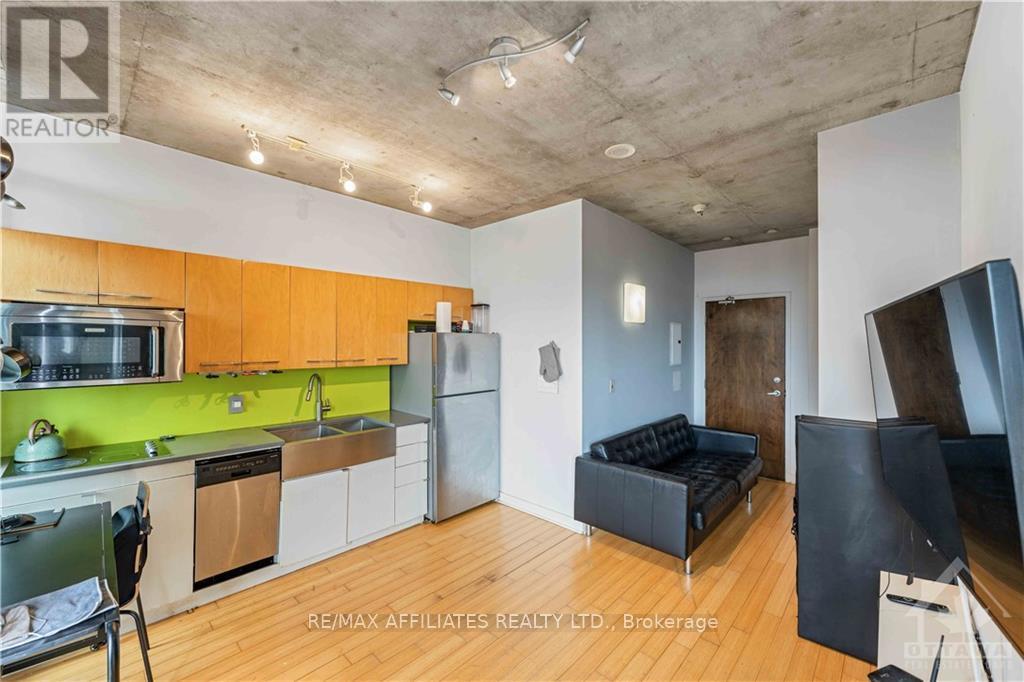 505 - 383 Cumberland Street Property Photo 11
