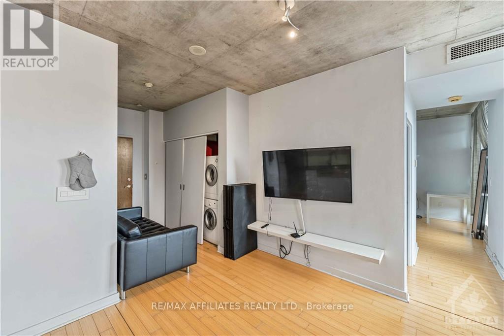 505 - 383 Cumberland Street Property Photo 13