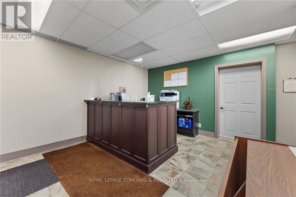 D - 270 Lake Street Property Photo 7