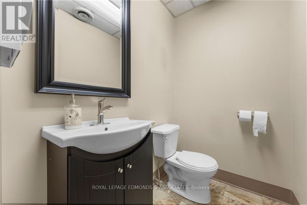 C - 270 Lake Street Property Photo 9