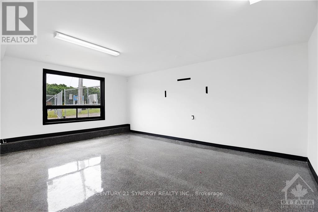 B - 42 Union Street Property Photo 4