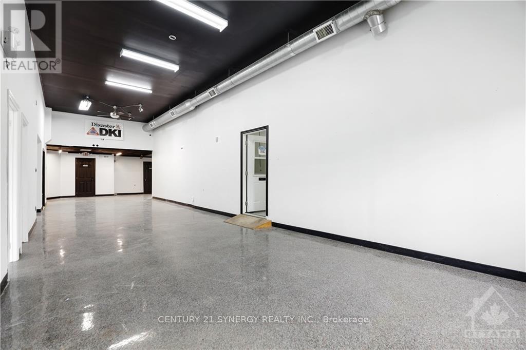 B - 42 Union Street Property Photo 12