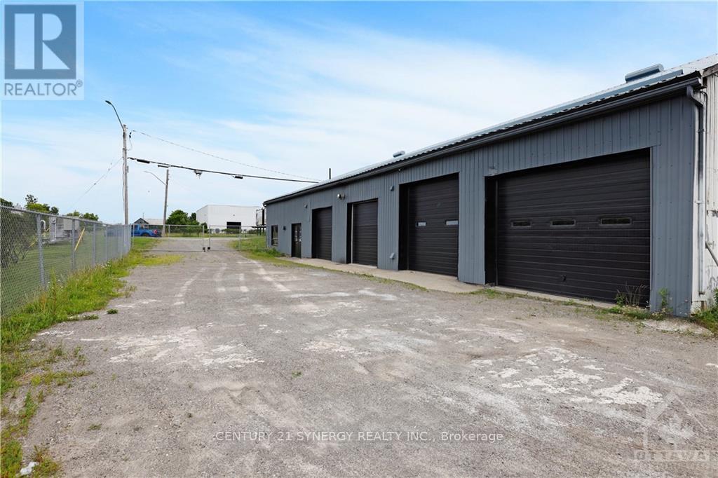 B - 42 Union Street Property Photo 21