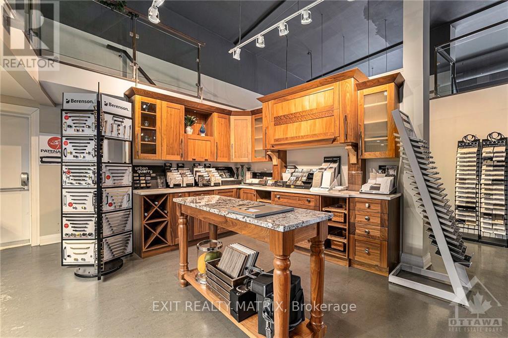2 - 1877 Merivale Road Property Photo 8