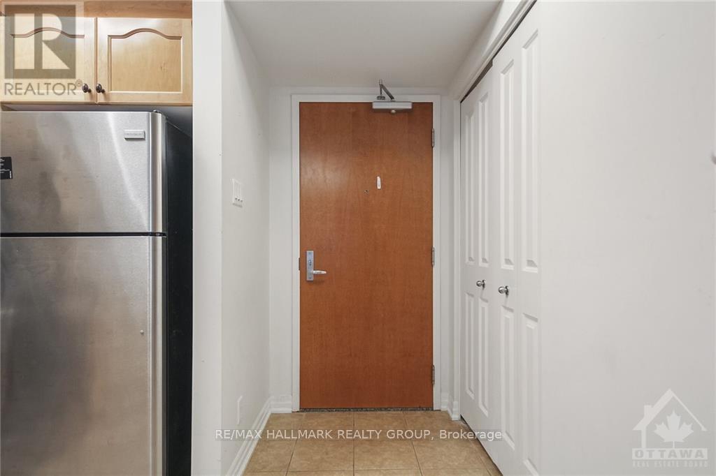 506 - 242 Rideau Street Property Photo 7