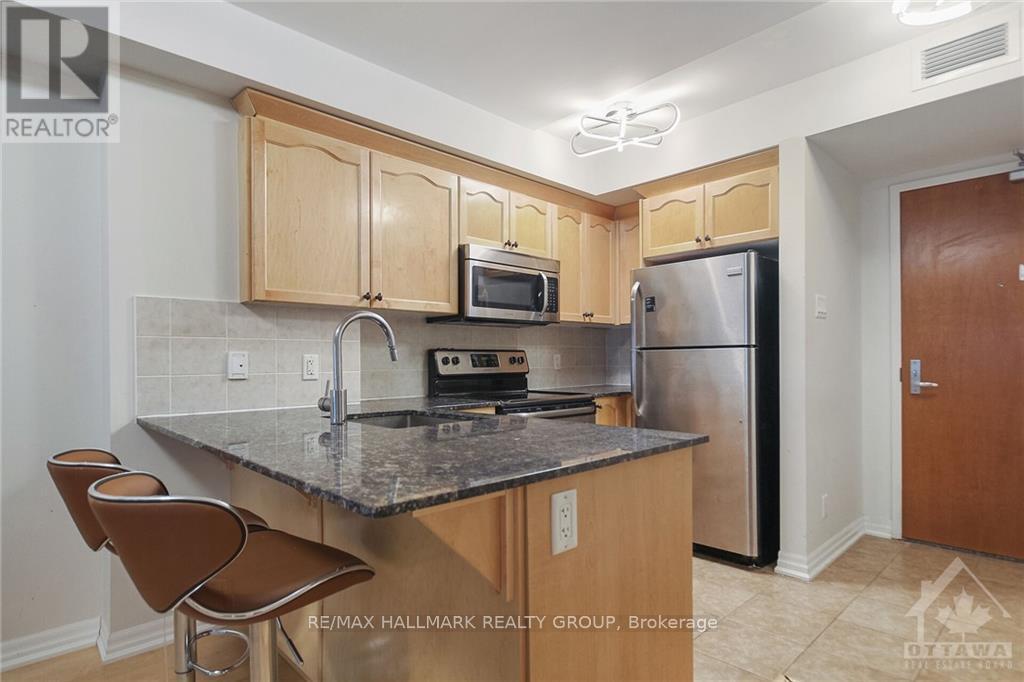 506 - 242 Rideau Street Property Photo 9