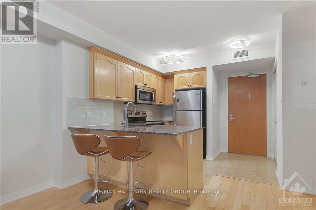 506 - 242 Rideau Street Property Photo 10