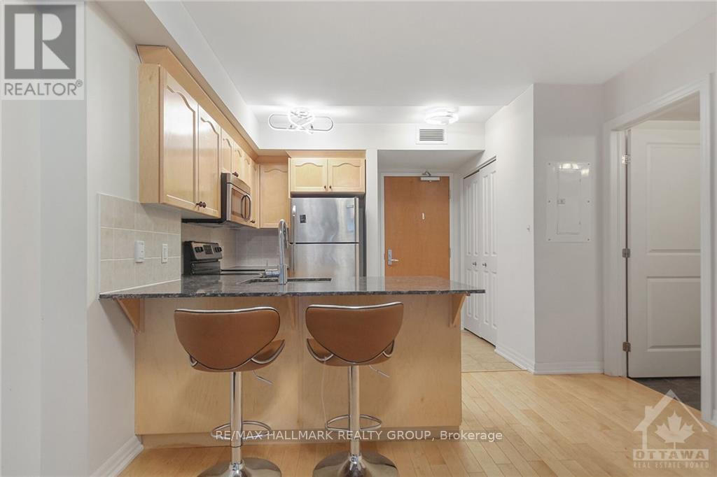 506 - 242 Rideau Street Property Photo 11