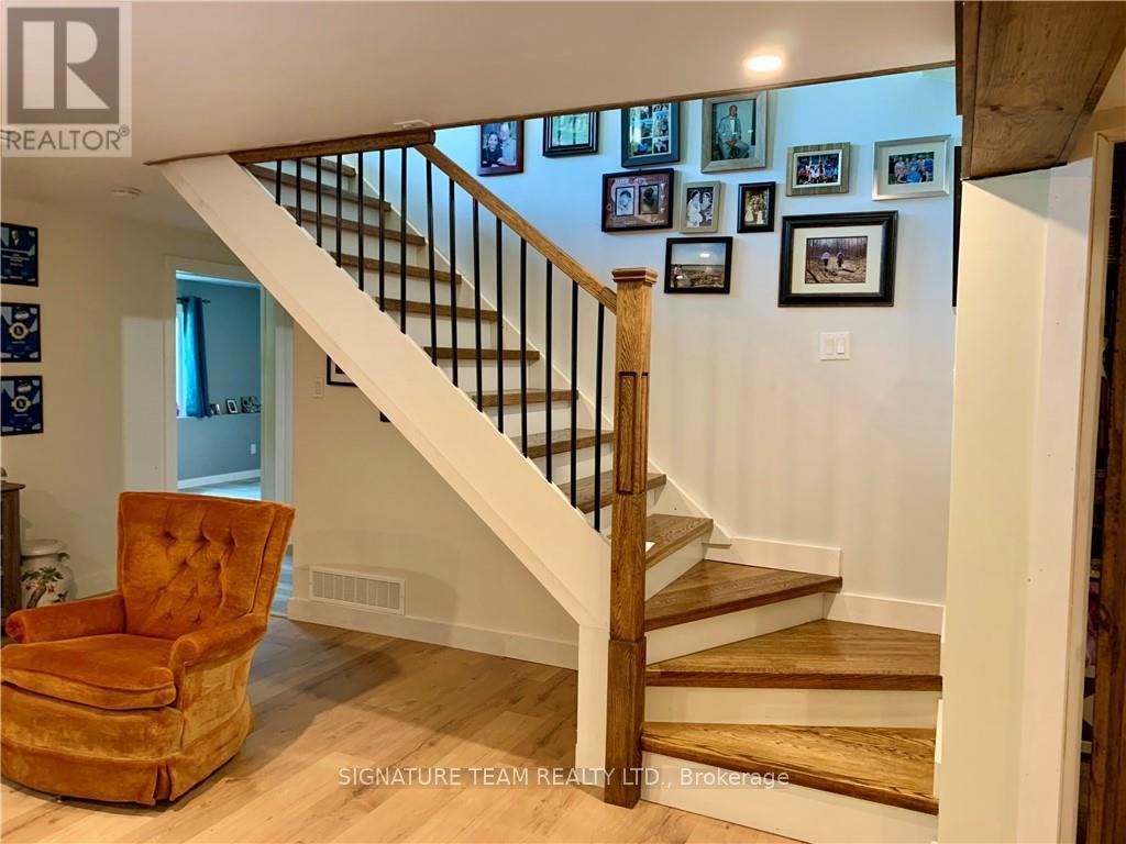 1555 Whitton Road Property Photo 17
