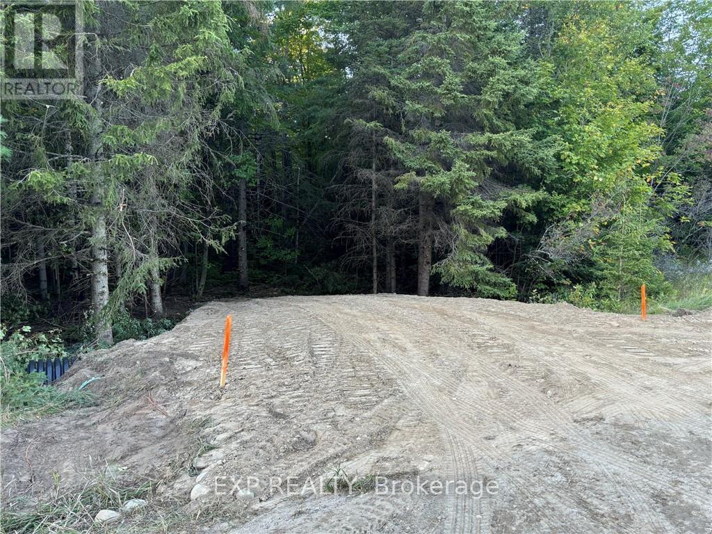 4678 Foymount Road Property Photo 3