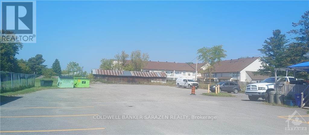 2950 Colonial Road Property Photo 1