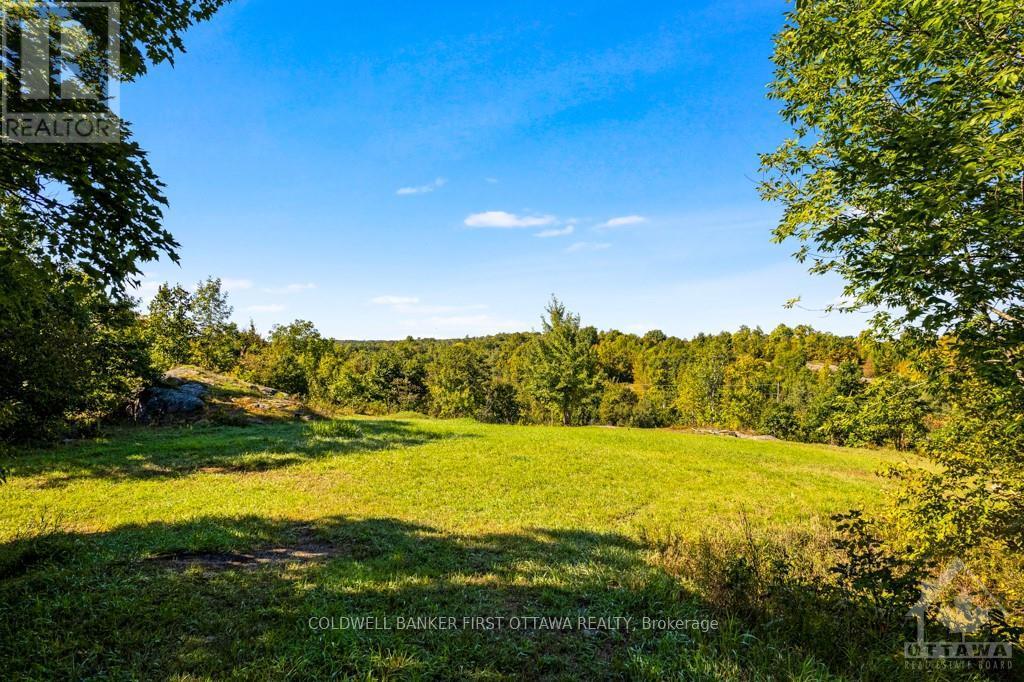 16 Grey Owl Road Property Photo 13