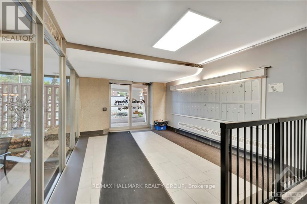 206 - 87 St George Street Property Photo 16