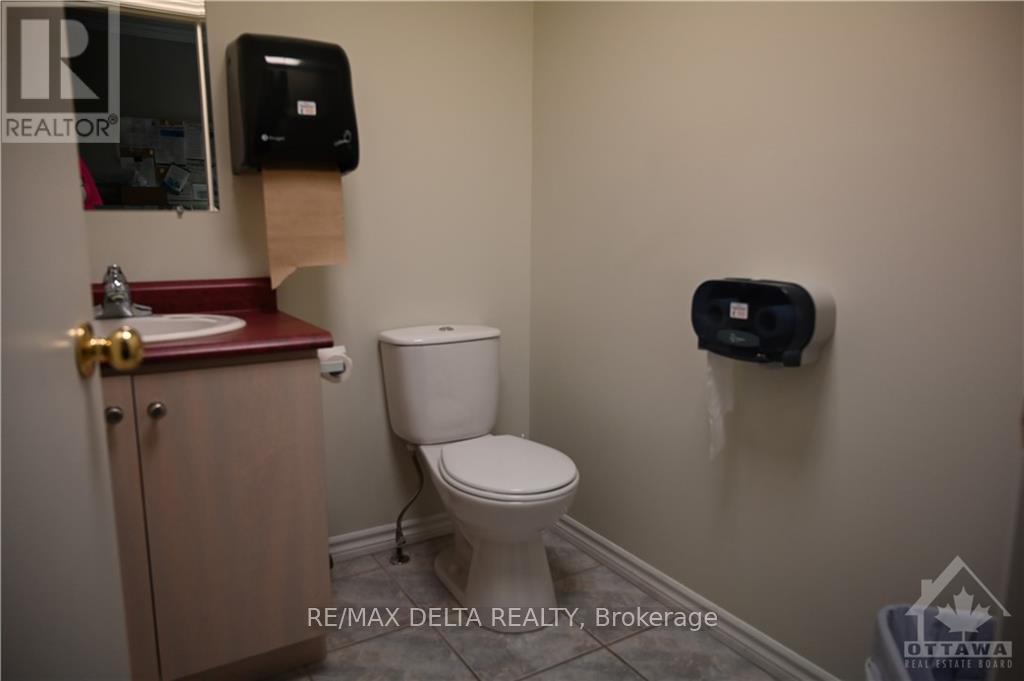 665 Principale Street Property Photo 17