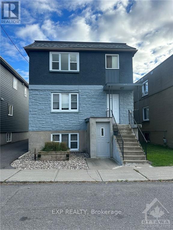 214 CARILLON STREET Property Photo 1